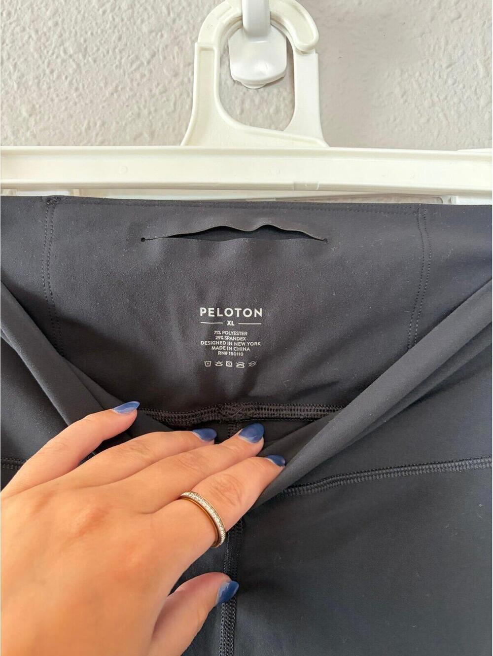 Peloton black leggings size XL - Picture 2 of 3